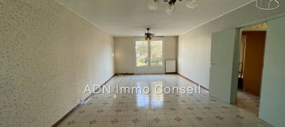 Casa de 5 dormitorios en Miramas, France No. 326623 3