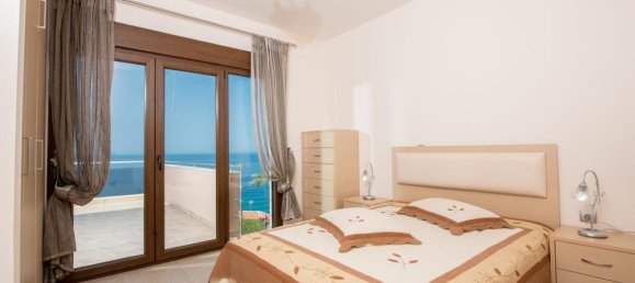 320m² Property in Thasos, Greece No. 4647 18