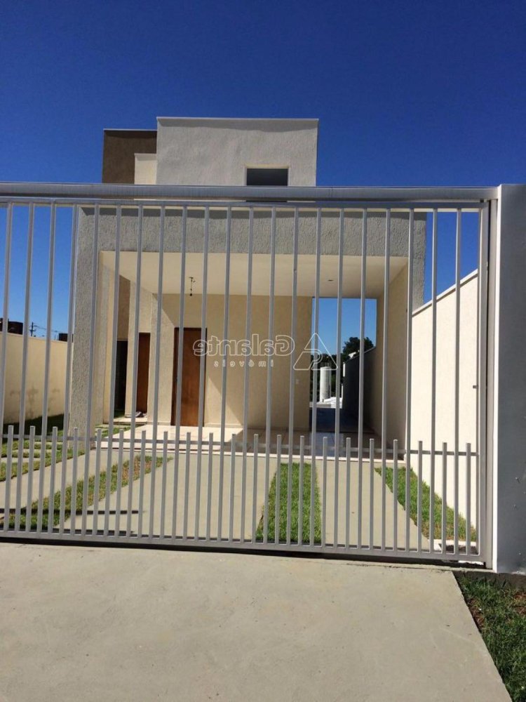 Дом с 3 спальнями в Сан-Паулу, Бразилия № 557322