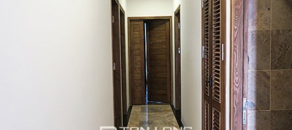 4 bedrooms Apartment in Tay Ho, Vietnam No. 3471 12