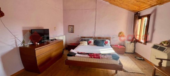 2 bedrooms House in Sant'Elena, Italy No. 150185 10