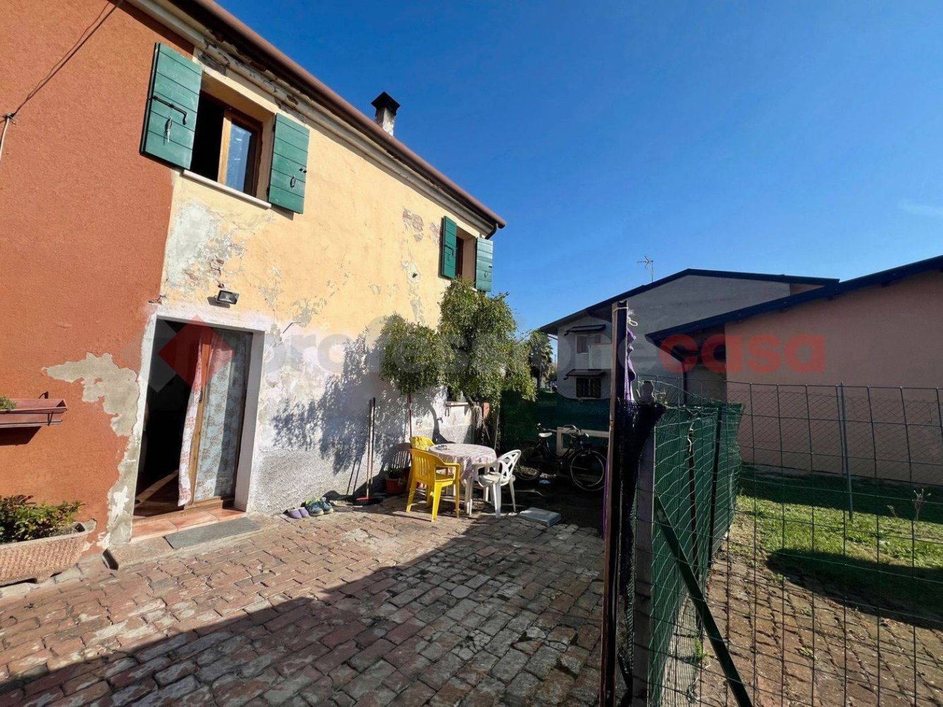 2 bedrooms House in Sant'Elena, Italy No. 150185