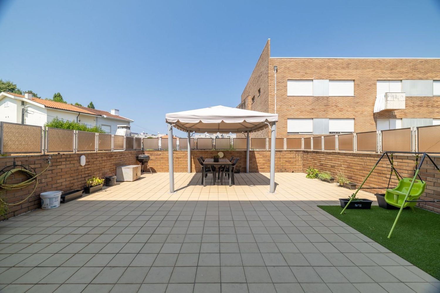 2 bedrooms Apartment in Valongo, Portugal No. 289974