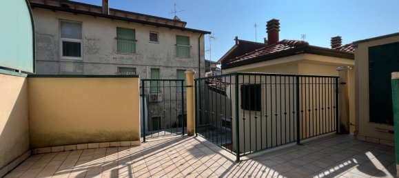 2 bedrooms Apartment in Rimini, Italy No. 171297 3