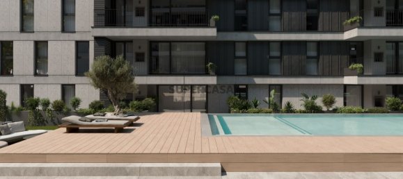 Apartamento de 3 dormitorios en Porto, Portugal No. 157010 2