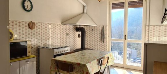 4 rooms Apartment in Neirone, Italy No. 272394 12