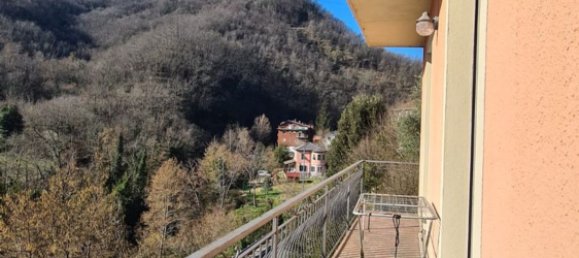 4 rooms Apartment in Neirone, Italy No. 272394 15