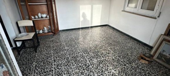 2 bedrooms Apartment in La Spezia, Italy No. 101319 3