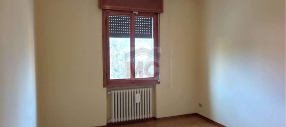 6 rooms House in Scandiano, Italy No. 11061 14