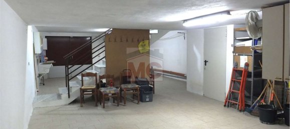 6 rooms House in Scandiano, Italy No. 11061 7