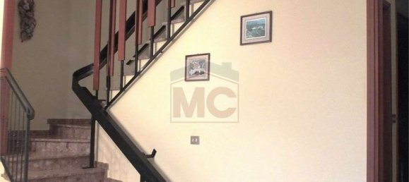 6 rooms House in Scandiano, Italy No. 11061 19