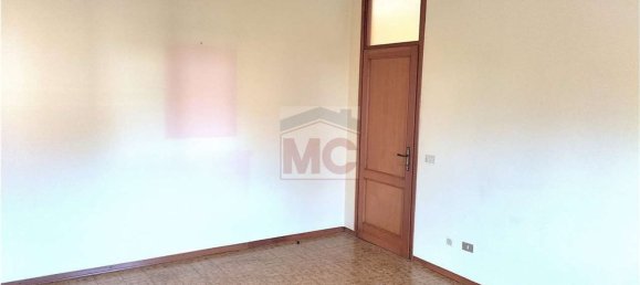 6 rooms House in Scandiano, Italy No. 11061 15