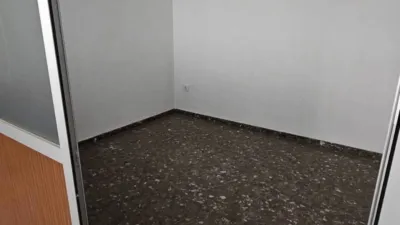 35m² Office in Jaen, Spain No. 155521