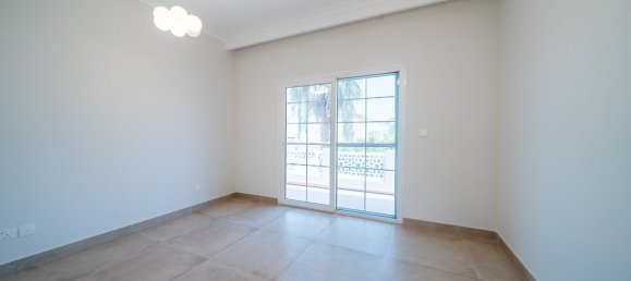 Villa de 4 dormitorios en The Lakes, UAE No. 106143 7