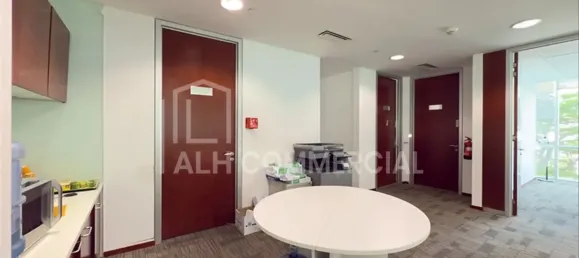 1-salle Bureau à Sheikh Zayed Road, UAE No. 121719 3