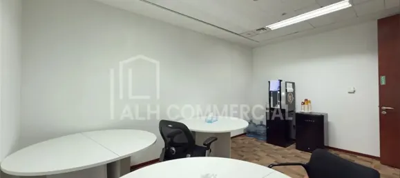 1-salle Bureau à Sheikh Zayed Road, UAE No. 121719 4