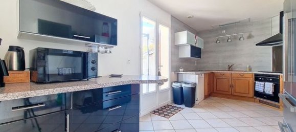 4 غرف نوم منزل في Val-d'Oise, France رقم 306661 4