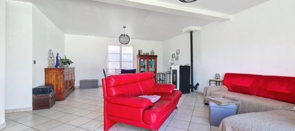 4 غرف نوم منزل في Val-d'Oise, France رقم 306661 3