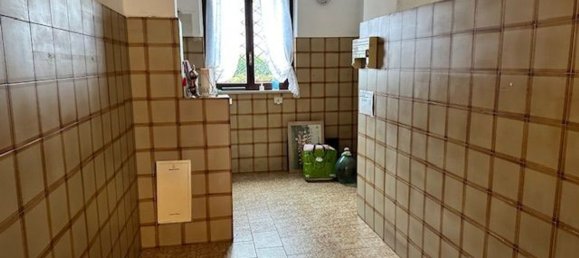 3 rooms Apartment in Vimodrone, Italy No. 223100 4