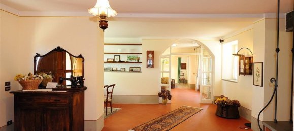 6 bedrooms House in Cortona, Italy No. 230098 46