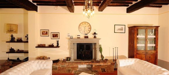 6 bedrooms House in Cortona, Italy No. 230098 39