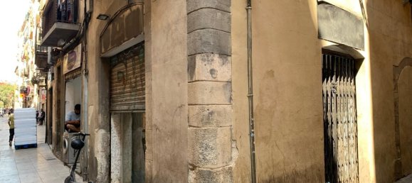 Propriété commerciale à Ciutat Vella, Spain 57m² No. 155942 9