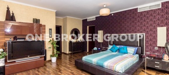 4 bedrooms Apartment in Dubai, UAE No. 264 9