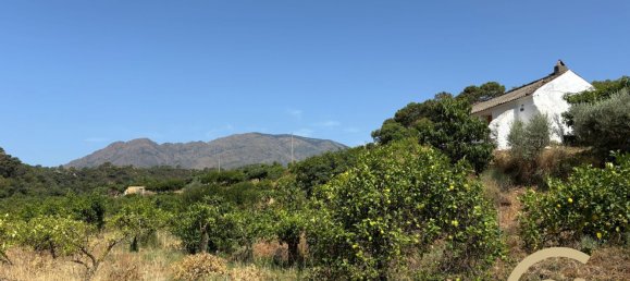  Land in Estepona, Spain No. 145523 8