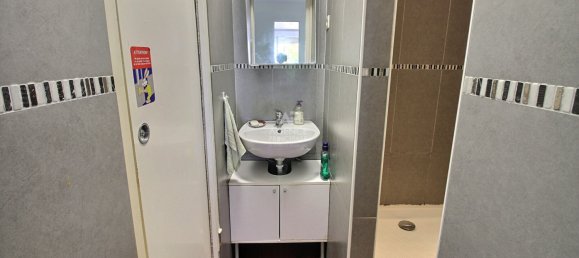 1 bedroom Apartment in Triel-sur-Seine, France No. 172906 5