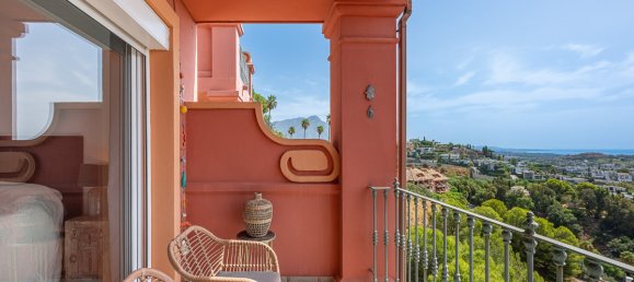 4 bedrooms Duplex in La Quinta, Spain No. 261136 40