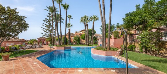 4 bedrooms Duplex in La Quinta, Spain No. 261136 34