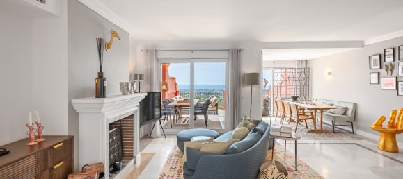 4 bedrooms Duplex in La Quinta, Spain No. 261136 13