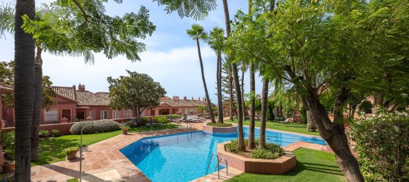 4 bedrooms Duplex in La Quinta, Spain No. 261136 18