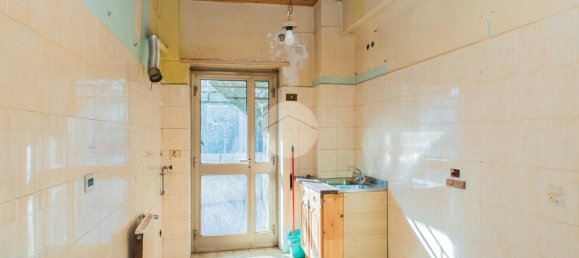 2 bedrooms Apartment in Rome, Italy No. 346193 12