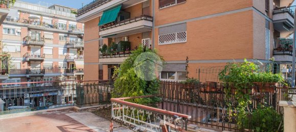 2 bedrooms Apartment in Rome, Italy No. 346193 26