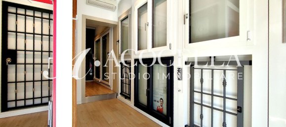 Büro in Bologna, Italy 97m², Nr. 270665 13