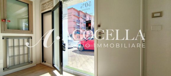 Büro in Bologna, Italy 97m², Nr. 270665 8