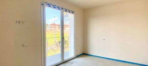 3 Schlafzimmer Villa in Appiano Gentile, Italy, Nr. 167510 19