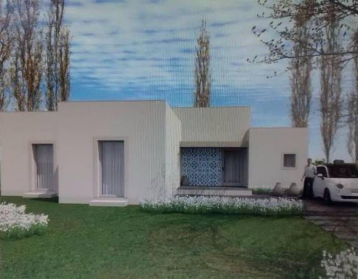 3 bedrooms House in Escobar, Argentina No. 2721
