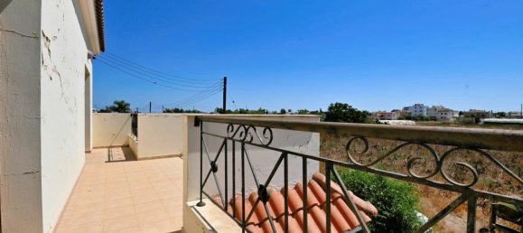 4 Schlafzimmer Villa in Deryneia, Cyprus, Nr. 21883 5