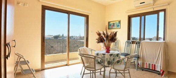 4 Schlafzimmer Villa in Deryneia, Cyprus, Nr. 21883 3