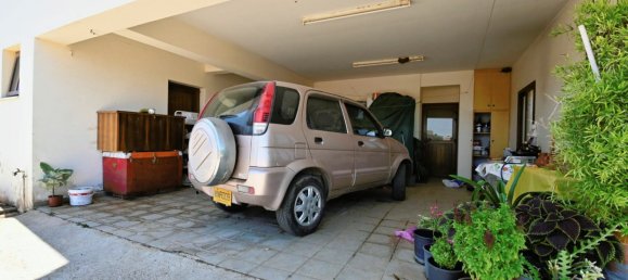 4 Schlafzimmer Villa in Deryneia, Cyprus, Nr. 21883 9