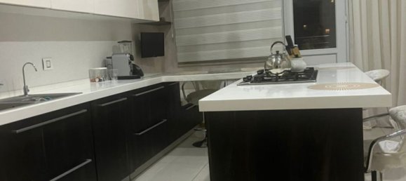 Apartamento de 3 dormitorios en Nasimi, Azerbaijan No. 1650 3