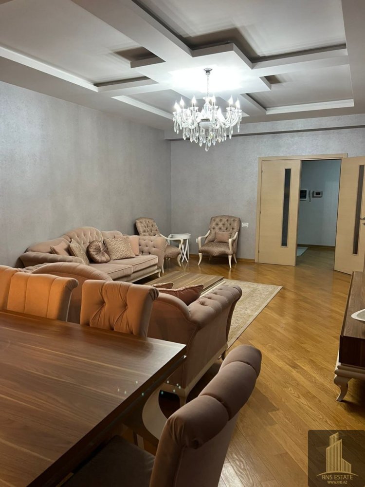 Apartamento de 3 dormitorios en Nasimi, Azerbaijan No. 1650