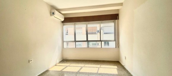 Apartamento de 4 dormitorios en Córdoba, Spain No. 140522 52