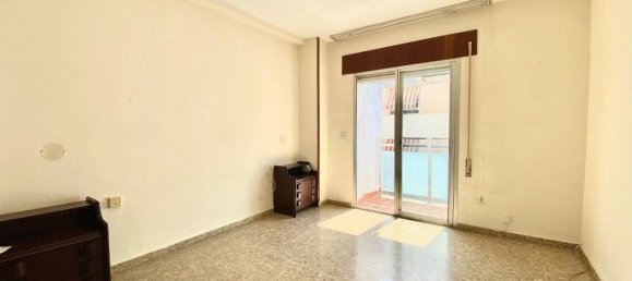 Apartamento de 4 dormitorios en Córdoba, Spain No. 140522 46