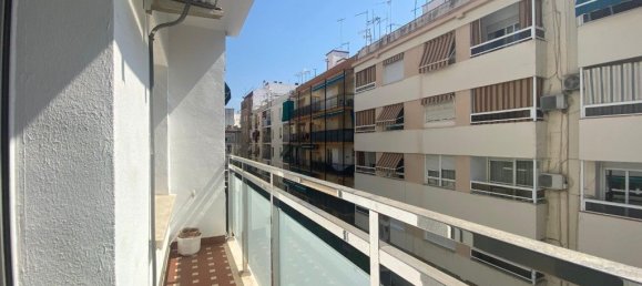 Apartamento de 4 dormitorios en Córdoba, Spain No. 140522 6