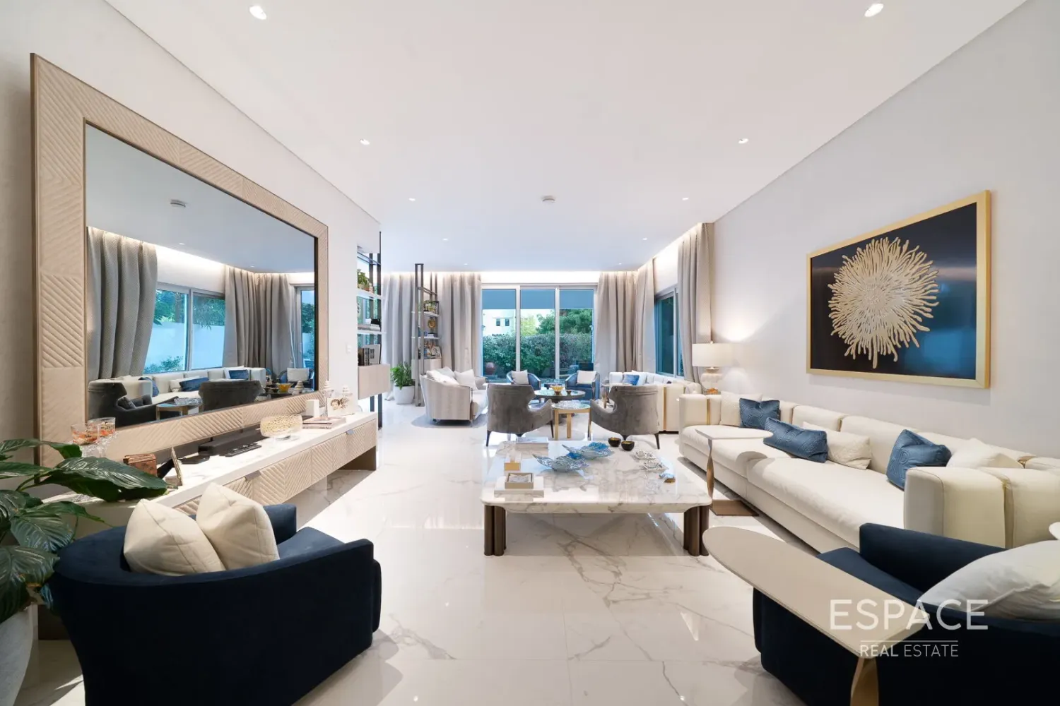 4 Schlafzimmer Villa in Jumeirah Park, UAE, Nr. 108317