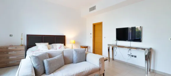 4 Schlafzimmer Villa in Jumeirah Park, UAE, Nr. 108317 10