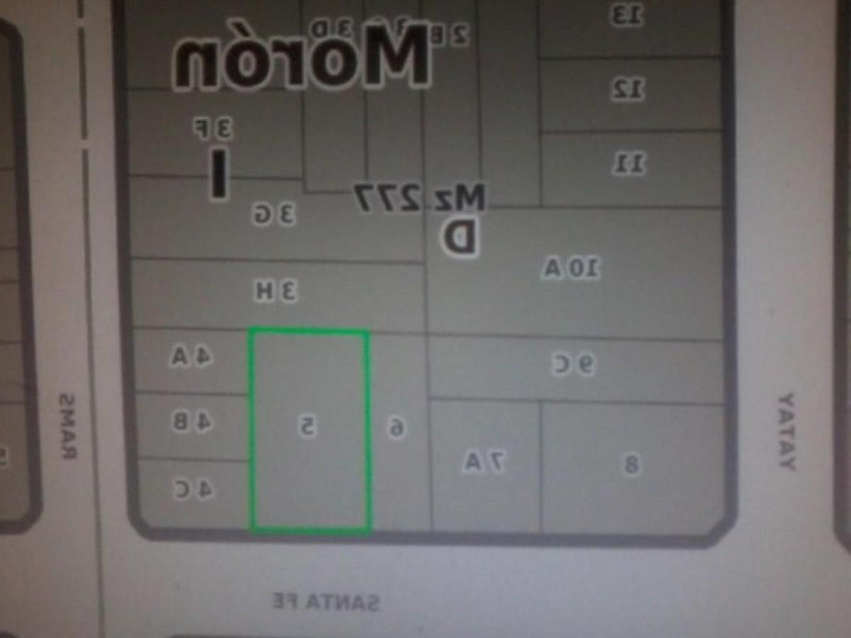 4 bedrooms House in Moron, Argentina No. 19227